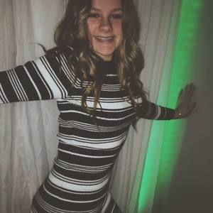 Meet your Posher, Alyssa